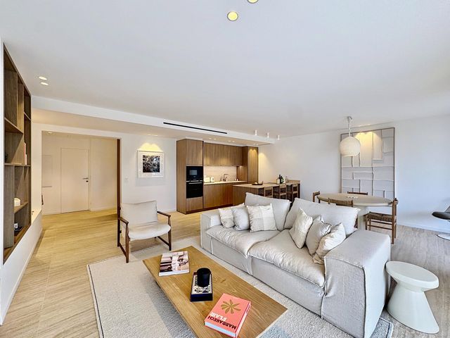 Appartement F3 &agrave; vendre - 3 pi&egrave;ces - 93,37 m2 - Cannes - 06 - PROVENCE-ALPES-COTE-D-AZUR