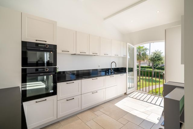 Maison &agrave; vendre - 5 pi&egrave;ces - 183 m2 - Cannes - 06 - PROVENCE-ALPES-COTE-D-AZUR