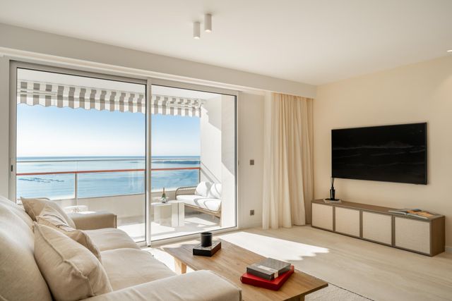 Appartement F3 &agrave; vendre - 3 pi&egrave;ces - 83,65 m2 - Cannes - 06 - PROVENCE-ALPES-COTE-D-AZUR