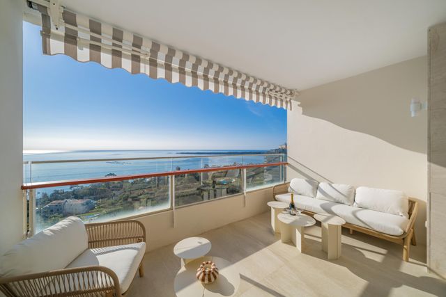 Appartement F3 &agrave; vendre - 3 pi&egrave;ces - 83,65 m2 - Cannes - 06 - PROVENCE-ALPES-COTE-D-AZUR