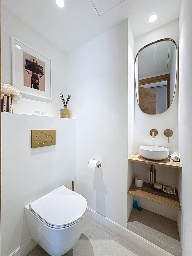 Appartement F2 &agrave; vendre - 2 pi&egrave;ces - 61,30 m2 - Cannes - 06 - PROVENCE-ALPES-COTE-D-AZUR