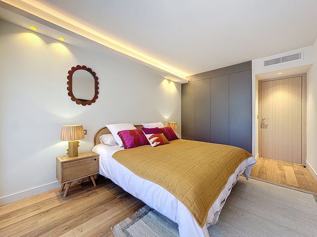 Appartement F3 &agrave; vendre - 3 pi&egrave;ces - 98,18 m2 - Cannes - 06 - PROVENCE-ALPES-COTE-D-AZUR