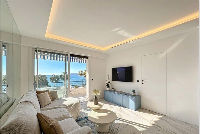 Appartement F3 &agrave; vendre - 3 pi&egrave;ces - 78 m2 - Cannes - 06 - PROVENCE-ALPES-COTE-D-AZUR