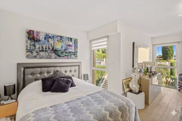 Appartement F4 &agrave; vendre - 4 pi&egrave;ces - 163 m2 - Cannes - 06 - PROVENCE-ALPES-COTE-D-AZUR