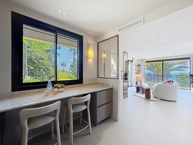 Appartement F3 &agrave; vendre - 3 pi&egrave;ces - 83,60 m2 - Vallauris - 06 - PROVENCE-ALPES-COTE-D-AZUR