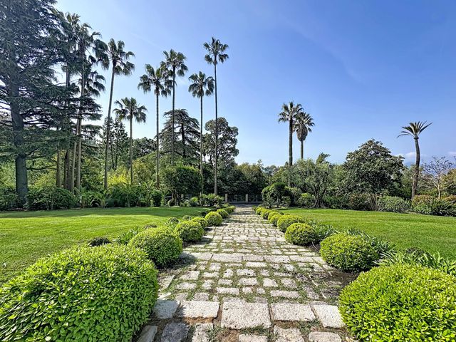 Appartement F3 &agrave; vendre - 2 pi&egrave;ces - 80 m2 - Cannes - 06 - PROVENCE-ALPES-COTE-D-AZUR