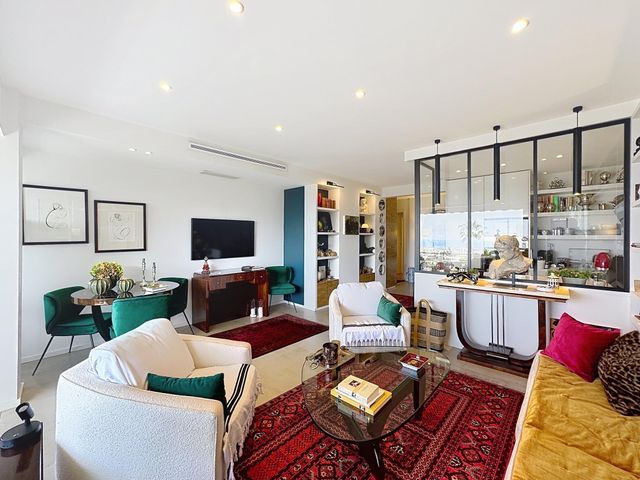 Appartement F3 &agrave; vendre - 2 pi&egrave;ces - 80 m2 - Cannes - 06 - PROVENCE-ALPES-COTE-D-AZUR