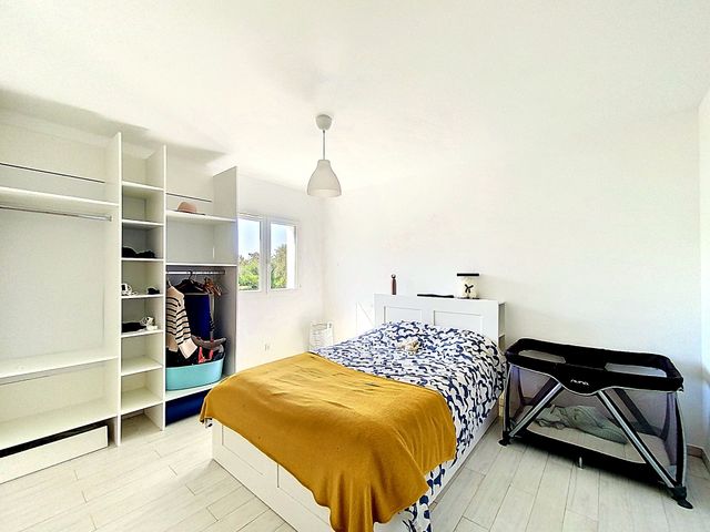 Maison &agrave; louer - 6 pi&egrave;ces - 180 m2 - Roquefort Les Pins - 06 - PROVENCE-ALPES-COTE-D-AZUR