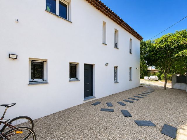 Maison &agrave; louer - 6 pi&egrave;ces - 180 m2 - Roquefort Les Pins - 06 - PROVENCE-ALPES-COTE-D-AZUR