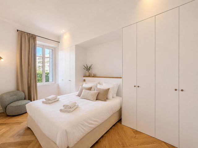 Appartement F4 &agrave; vendre - 4 pi&egrave;ces - 201 m2 - Cannes - 06 - PROVENCE-ALPES-COTE-D-AZUR