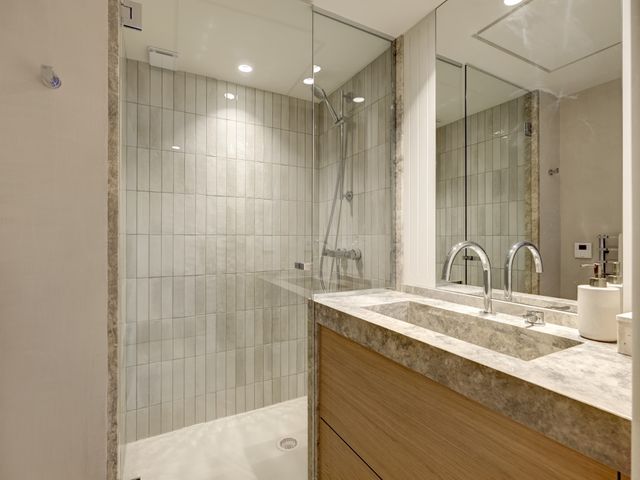Appartement F3 &agrave; vendre - 3 pi&egrave;ces - 55,40 m2 - Cannes - 06 - PROVENCE-ALPES-COTE-D-AZUR