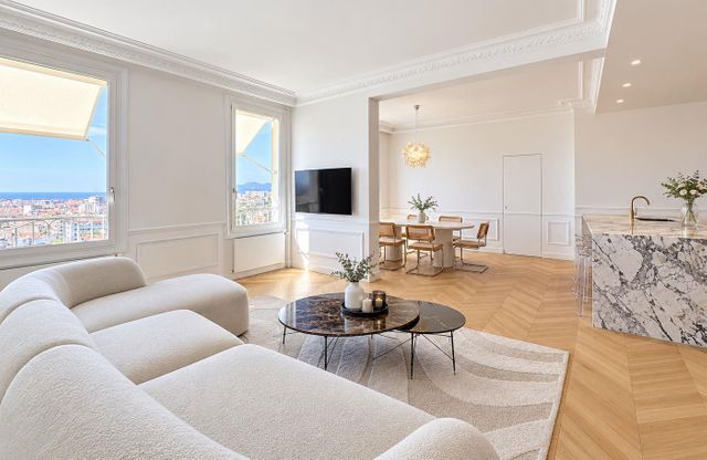Appartement F5 &agrave; vendre - 5 pi&egrave;ces - 170 m2 - Cannes - 06 - PROVENCE-ALPES-COTE-D-AZUR