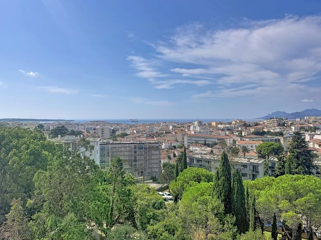 Appartement F5 &agrave; vendre - 5 pi&egrave;ces - 170 m2 - Cannes - 06 - PROVENCE-ALPES-COTE-D-AZUR