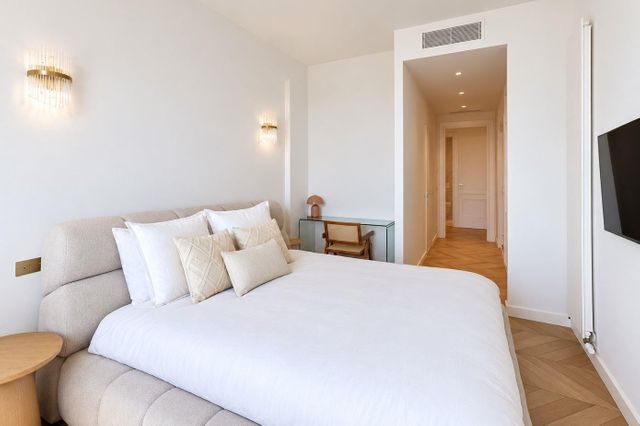 Appartement F5 &agrave; vendre - 5 pi&egrave;ces - 170 m2 - Cannes - 06 - PROVENCE-ALPES-COTE-D-AZUR