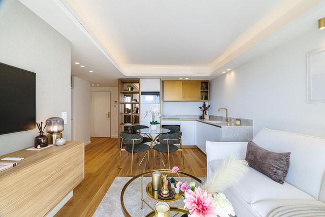 Appartement F1 &agrave; vendre - 1 pi&egrave;ce - 25,14 m2 - Cannes - 06 - PROVENCE-ALPES-COTE-D-AZUR