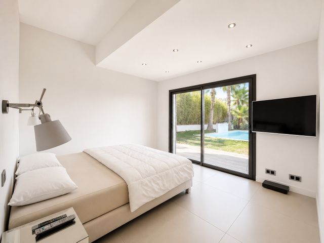 Maison &agrave; louer - 5 pi&egrave;ces - 170 m2 - Mougins - 06 - PROVENCE-ALPES-COTE-D-AZUR