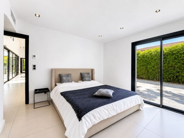 Maison &agrave; louer - 5 pi&egrave;ces - 170 m2 - Mougins - 06 - PROVENCE-ALPES-COTE-D-AZUR