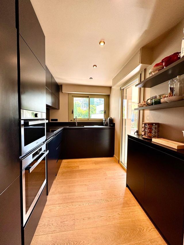 Appartement F4 &agrave; vendre - 4 pi&egrave;ces - 105 m2 - Le Cannet - 06 - PROVENCE-ALPES-COTE-D-AZUR