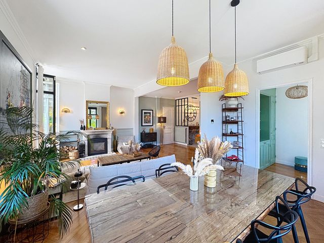 Maison &agrave; vendre - 7 pi&egrave;ces - 254,05 m2 - Le Cannet - 06 - PROVENCE-ALPES-COTE-D-AZUR