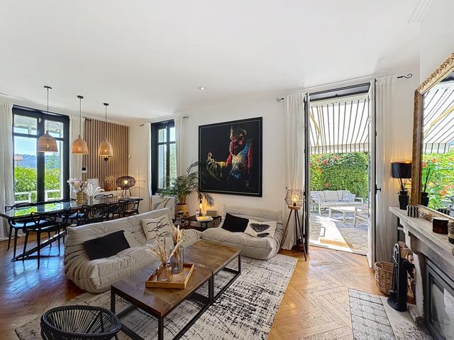 Maison &agrave; vendre - 7 pi&egrave;ces - 254,05 m2 - Le Cannet - 06 - PROVENCE-ALPES-COTE-D-AZUR