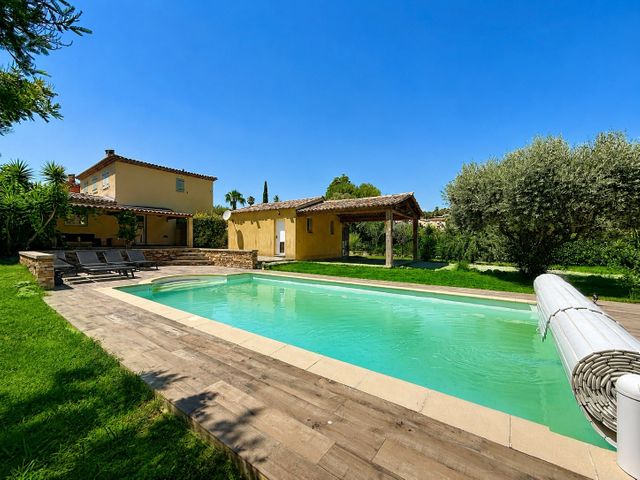 Maison &agrave; louer - 4 pi&egrave;ces - 117,04 m2 - La Roquette Sur Siagne - 06 - PROVENCE-ALPES-COTE-D-AZUR