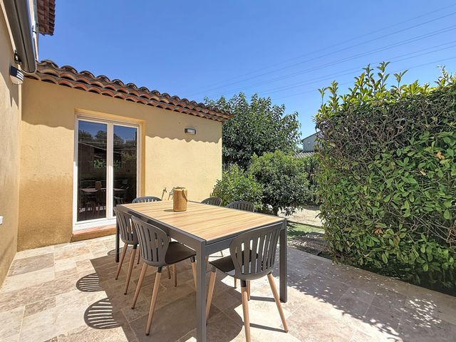 Maison &agrave; louer - 4 pi&egrave;ces - 117,04 m2 - La Roquette Sur Siagne - 06 - PROVENCE-ALPES-COTE-D-AZUR