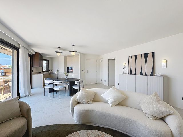 Appartement F4 &agrave; vendre - 4 pi&egrave;ces - 83 m2 - Cannes - 06 - PROVENCE-ALPES-COTE-D-AZUR