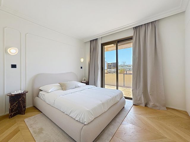 Appartement F4 &agrave; vendre - 4 pi&egrave;ces - 83 m2 - Cannes - 06 - PROVENCE-ALPES-COTE-D-AZUR