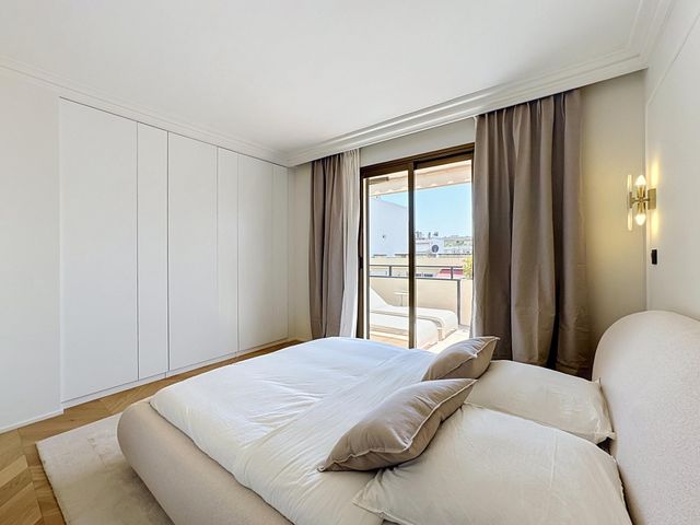 Appartement F4 &agrave; vendre - 4 pi&egrave;ces - 83 m2 - Cannes - 06 - PROVENCE-ALPES-COTE-D-AZUR