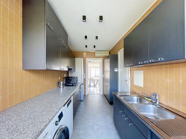 Appartement F3 &agrave; louer - 3 pi&egrave;ces - 99 m2 - Cannes - 06 - PROVENCE-ALPES-COTE-D-AZUR