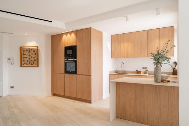 Appartement F3 &agrave; vendre - 3 pi&egrave;ces - 98 m2 - Cannes - 06 - PROVENCE-ALPES-COTE-D-AZUR