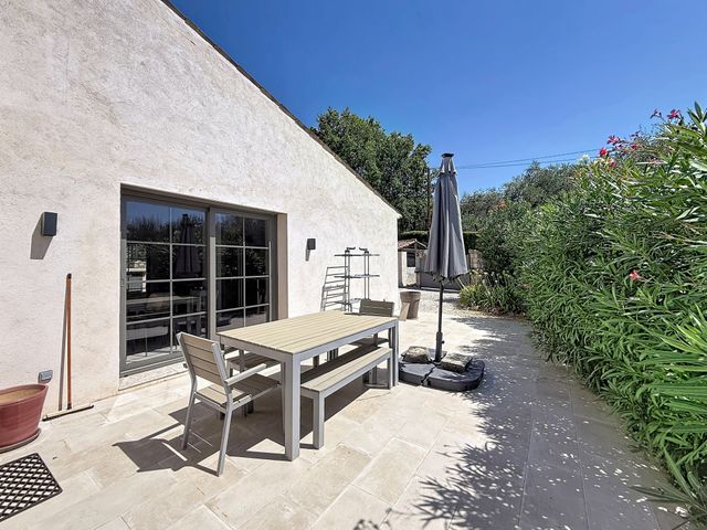 Maison &agrave; louer - 4 pi&egrave;ces - 93,19 m2 - Opio - 06 - PROVENCE-ALPES-COTE-D-AZUR