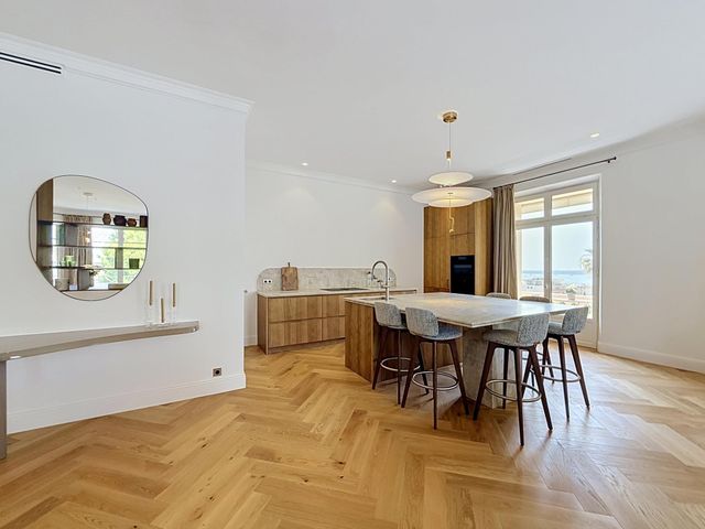 Appartement F4 &agrave; vendre - 4 pi&egrave;ces - 196,75 m2 - Cannes - 06 - PROVENCE-ALPES-COTE-D-AZUR