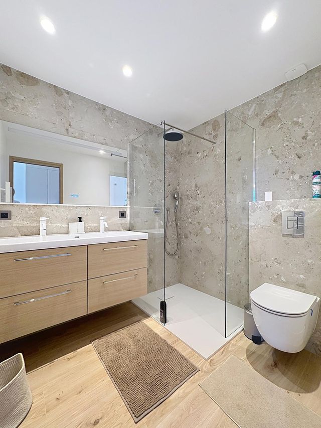 Appartement F3 &agrave; vendre - 3 pi&egrave;ces - 85 m2 - Cannes - 06 - PROVENCE-ALPES-COTE-D-AZUR