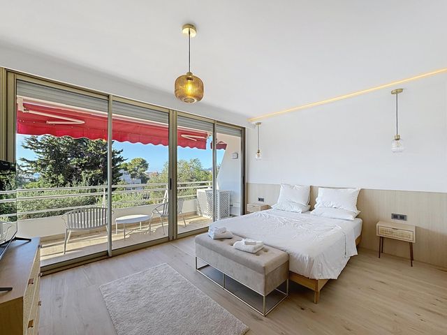 Appartement F3 &agrave; vendre - 3 pi&egrave;ces - 85 m2 - Cannes - 06 - PROVENCE-ALPES-COTE-D-AZUR