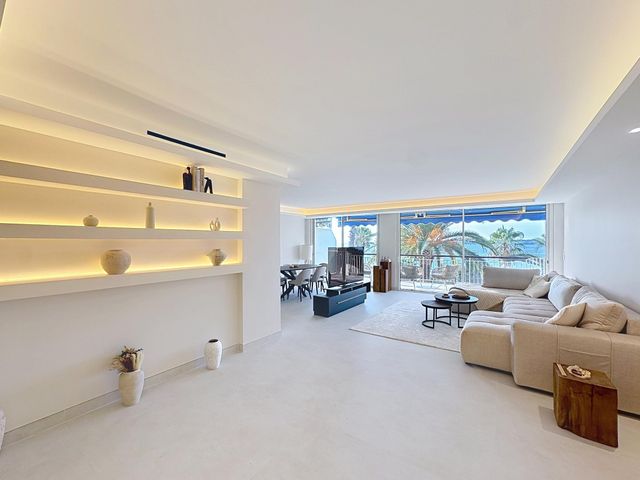 Appartement F3 &agrave; vendre - 3 pi&egrave;ces - 110 m2 - Cannes - 06 - PROVENCE-ALPES-COTE-D-AZUR