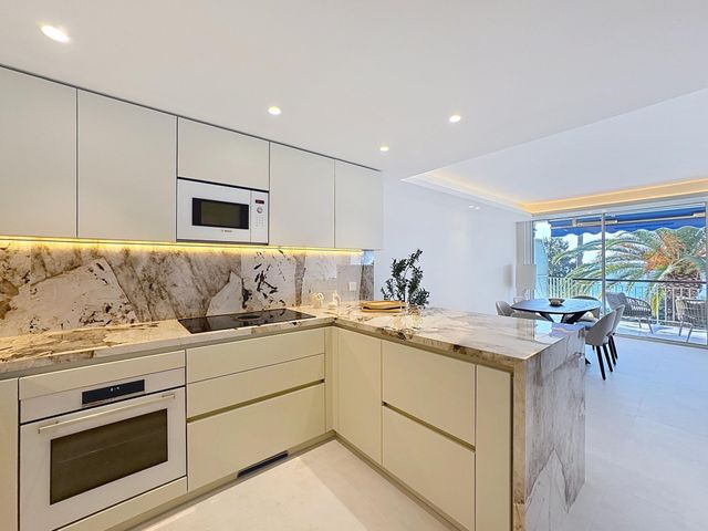 Appartement F3 &agrave; vendre - 3 pi&egrave;ces - 110 m2 - Cannes - 06 - PROVENCE-ALPES-COTE-D-AZUR