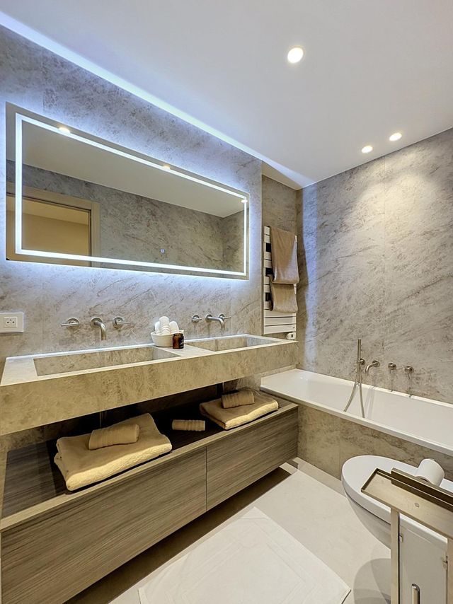 Appartement F3 &agrave; vendre - 3 pi&egrave;ces - 110 m2 - Cannes - 06 - PROVENCE-ALPES-COTE-D-AZUR