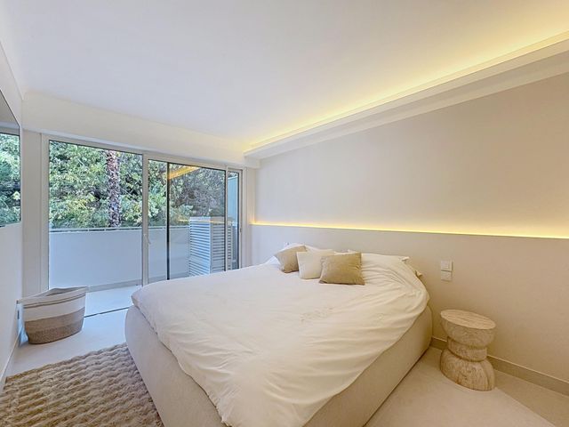 Appartement F3 &agrave; vendre - 3 pi&egrave;ces - 110 m2 - Cannes - 06 - PROVENCE-ALPES-COTE-D-AZUR