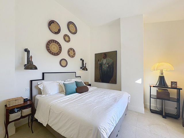 Maison &agrave; vendre - 6 pi&egrave;ces - 140,42 m2 - Vallauris - 06 - PROVENCE-ALPES-COTE-D-AZUR