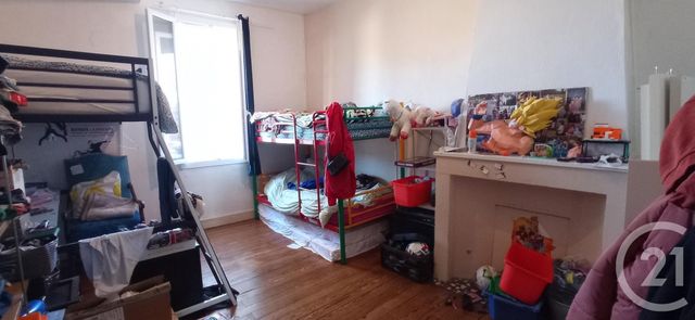 Appartement T3 à vendre - 3 pièces - 79,58 m2 - Coutras - 33 - AQUITAINE