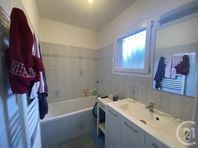 Maison à vendre - 5 pièces - 123,28 m2 - Coutras - 33 - AQUITAINE