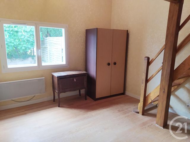 Maison à vendre - 7 pièces - 131 m2 - St Martin De Coux - 17 - POITOU-CHARENTES