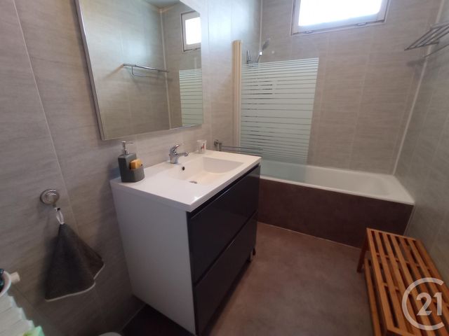 Maison à vendre - 6 pièces - 160,75 m2 - Sablons - 33 - AQUITAINE