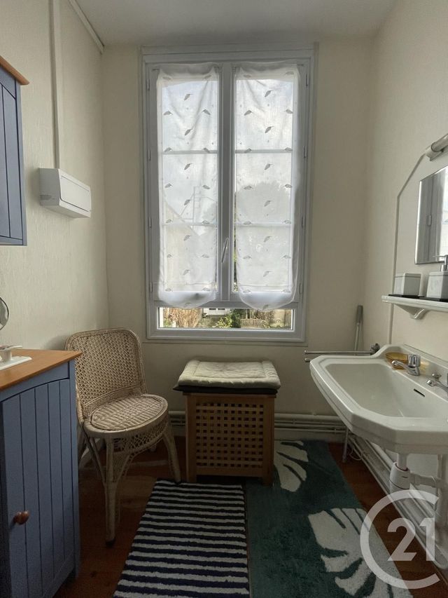 Maison &agrave; vendre - 8 pi&egrave;ces - 178,21 m2 - Coutras - 33 - AQUITAINE