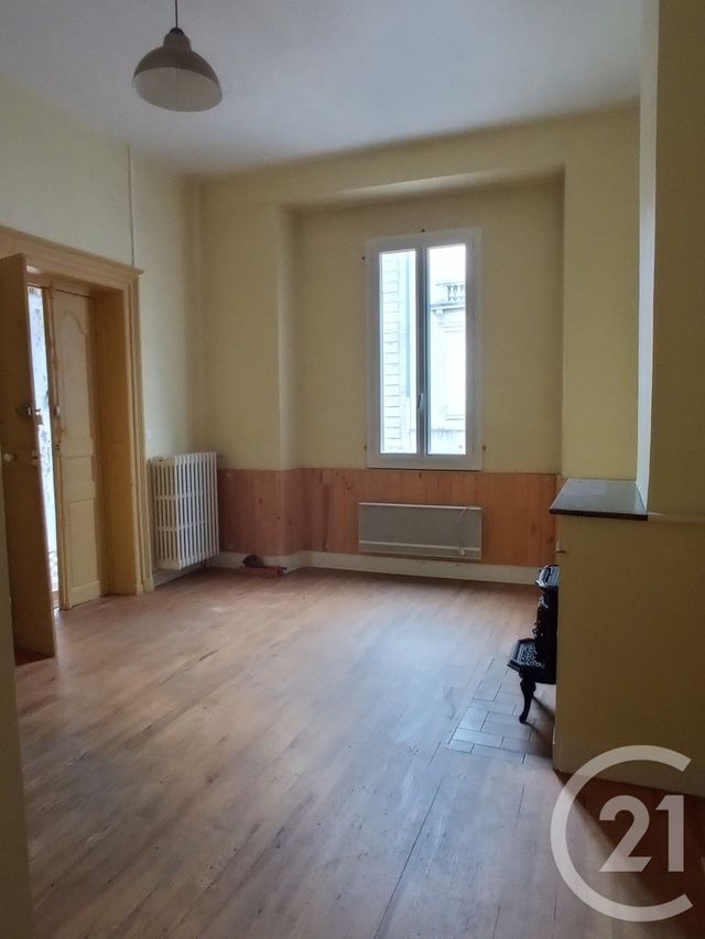 Appartement Local à louer - 2 pièces - 61,60 m2 - Coutras - 33 - AQUITAINE