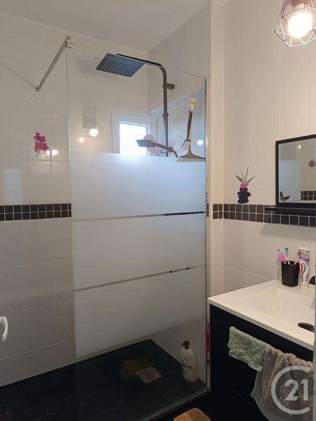 Maison à vendre - 4 pièces - 74,08 m2 - St Medard De Guizieres - 33 - AQUITAINE