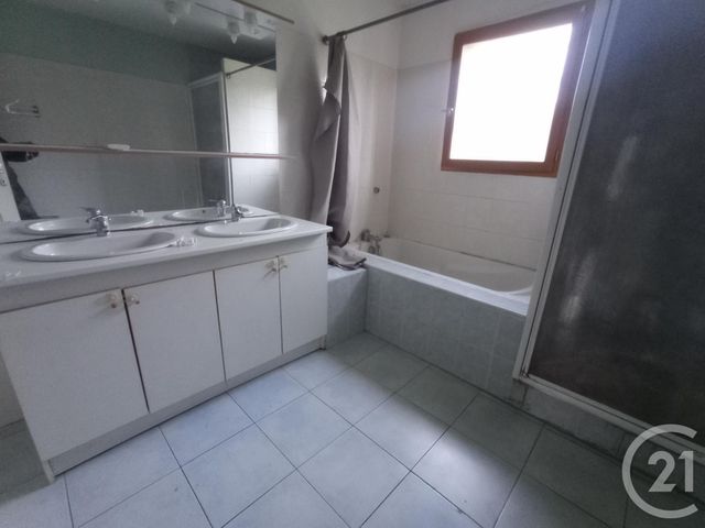 Maison à vendre - 4 pièces - 88,37 m2 - Cercoux - 17 - POITOU-CHARENTES