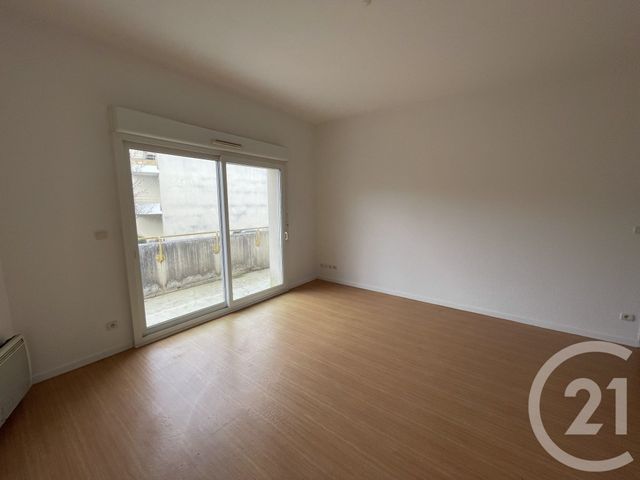 Appartement F3 à vendre - 3 pièces - 57,79 m2 - St Seurin Sur L Isle - 33 - AQUITAINE