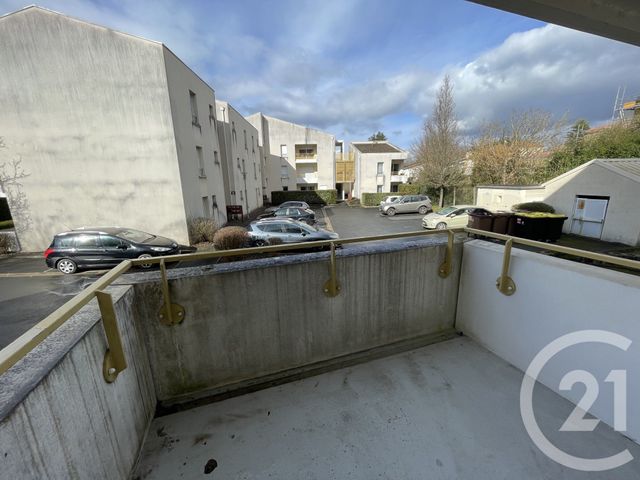 Appartement F2 à vendre - 2 pièces - 42,39 m2 - St Seurin Sur L Isle - 33 - AQUITAINE